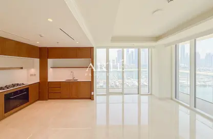 Apartment - 3 Bedrooms - 4 Bathrooms for rent in Palace Beach Residence - EMAAR Beachfront - Dubai Harbour - Dubai