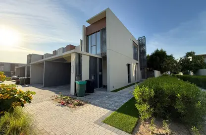 Townhouse - 4 Bedrooms - 5 Bathrooms for rent in Cherrywoods - Dubai Land - Dubai