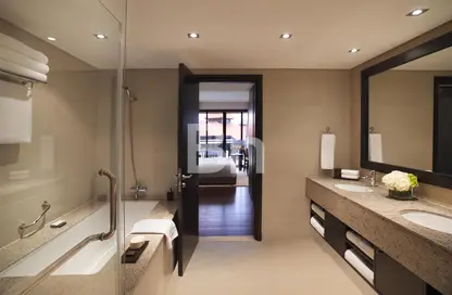 النزل و الشقق الفندقية - 2 غرف نوم - 3 حمامات للايجار في مساكن رويال أمواج شمال - Royal Amwaj ريزيدنسز - نخلة جميرا - دبي