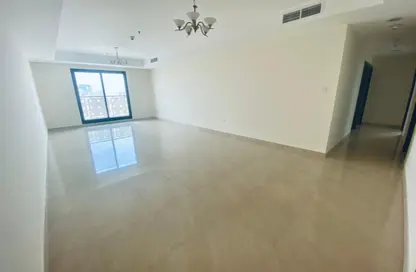 Apartment - 3 Bedrooms - 5 Bathrooms for rent in Riah Towers - Culture Village - Dubai