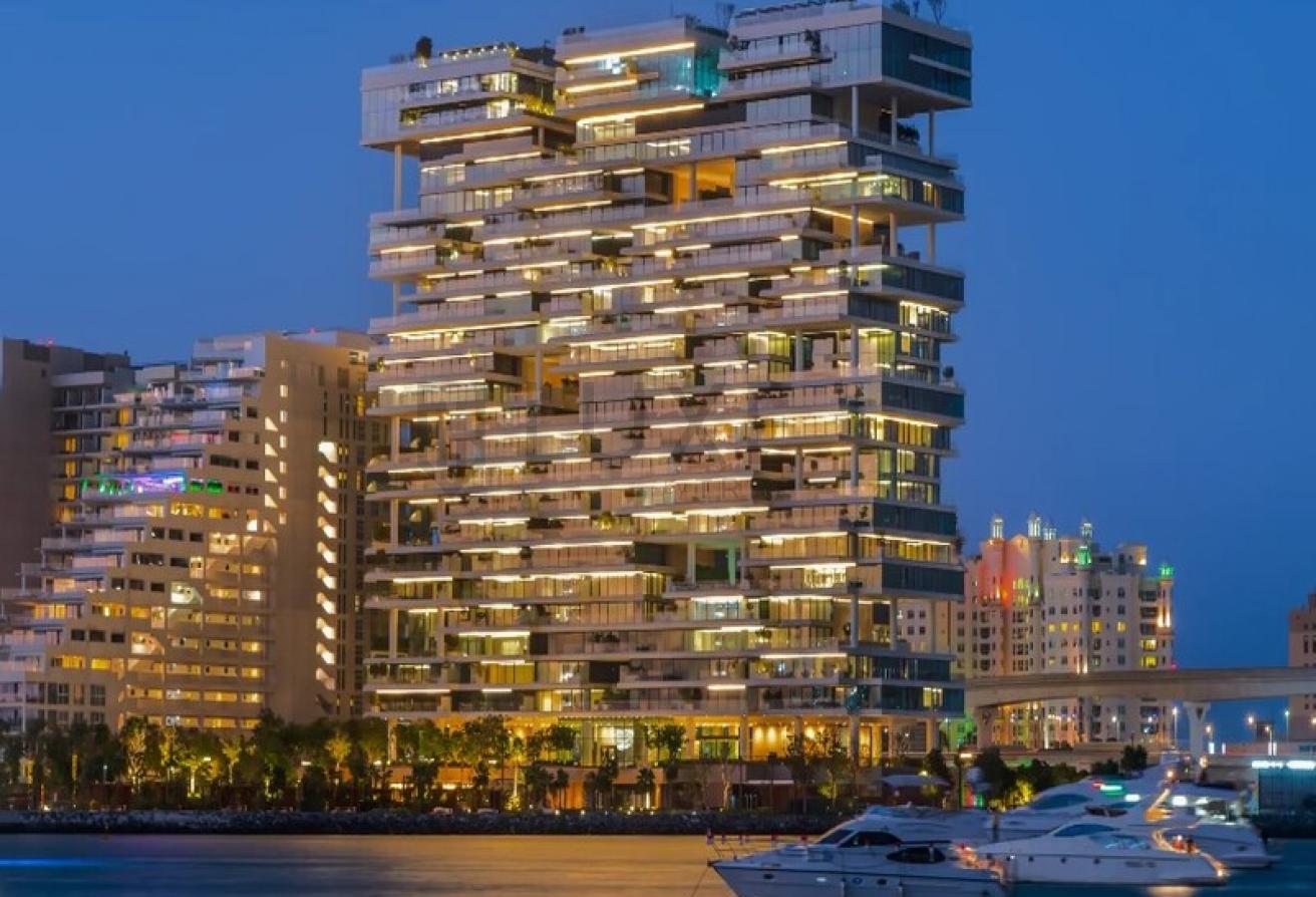 High End | Sea View| Prime Location | Private Pool - Third image