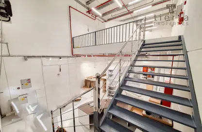 Warehouse - Studio - 1 Bathroom for rent in Al Qusais Industrial Area 3 - Al Qusais Industrial Area - Al Qusais - Dubai