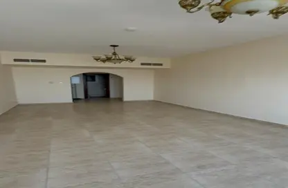 Apartment - 2 Bedrooms - 3 Bathrooms for rent in New Al Taawun Road - Al Taawun - Sharjah