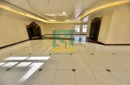 Empty Room image for: Villa - 4 Bedrooms - 5 Bathrooms for rent in Al Mizhar 2 - Al Mizhar - Dubai, Image 1