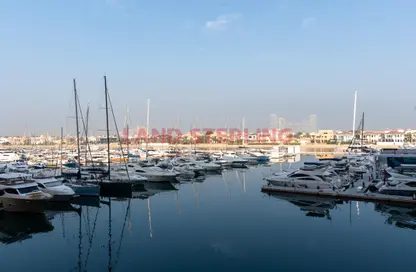 Apartment - 3 Bedrooms - 4 Bathrooms for sale in Ruby - Tiara Residences - Palm Jumeirah - Dubai