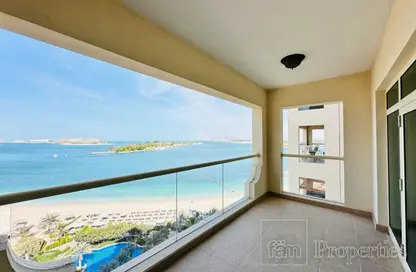 Balcony image for: Apartment - 1 Bedroom - 2 Bathrooms for rent in Al Basri - Shoreline Apartments - Palm Jumeirah - Dubai, Image 1