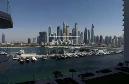 Apartment - 2 Bedrooms - 2 Bathrooms for rent in Palace Beach Residence - EMAAR Beachfront - Dubai Harbour - Dubai