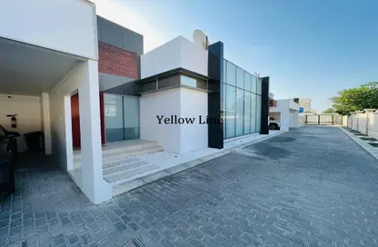 Villa - 2 Bedrooms - 3 Bathrooms for rent in Khalifa City A - Khalifa City - Abu Dhabi