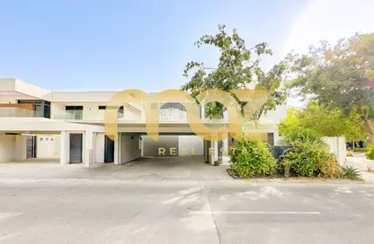 Villa - 5 Bedrooms - 7 Bathrooms for sale in West Yas - Yas Island - Abu Dhabi