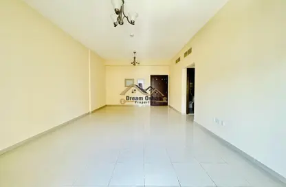 Apartment - 1 Bedroom - 2 Bathrooms for rent in Al Khair Building - Dubai Silicon Oasis - Dubai