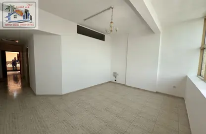 Apartment - 2 Bedrooms - 1 Bathroom for rent in Al Majaz 2 - Al Majaz - Sharjah