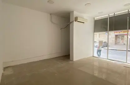 Shop - Studio - 1 Bathroom for rent in Budaniq - Al Qasimia - Sharjah