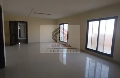 شقة - 3 غرف نوم - 3 حمامات للايجار في المقاطعة المركزية - العين