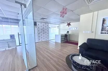 Office Space - Studio for sale in Grosvenor Business Tower - Barsha Heights (Tecom) - Dubai