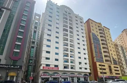 Apartment - 2 Bedrooms - 2 Bathrooms for rent in CG Mall - Al Marzouqi Towers - Al Qasimia - Sharjah