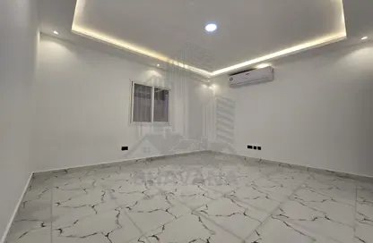 Apartment - 1 Bedroom - 1 Bathroom for rent in Khalifa City A Villas - Khalifa City A - Khalifa City - Abu Dhabi