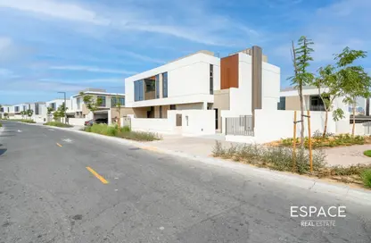 Villa - 4 Bedrooms - 6 Bathrooms for sale in Al Furjan - Dubai