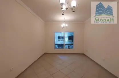 Empty Room image for: Apartment - 1 Bedroom - 1 Bathroom for rent in Al Barsha 1 - Al Barsha - Dubai, Image 1