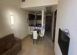 صورةغرفة المعيشة / غرفة الطعام لـ: شقة - 1 غرفة نوم - 2 حمامات للبيع في ميدان هانوفر - قرية الجميرا سركل - دبي, صورة 1