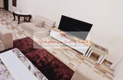 شقة - غرفة نوم - 2 حمامات للايجار في برج النخلة 1 - أبراج النخلة - المجاز - الشارقة