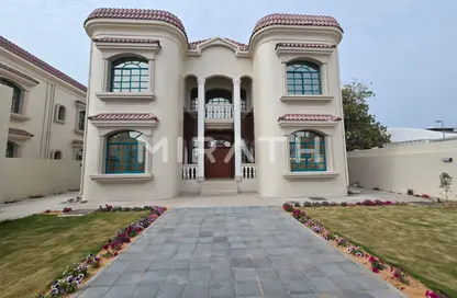 Villa - 6 Bedrooms - 6 Bathrooms for rent in Jumeirah 2 Villas - Jumeirah 2 - Jumeirah - Dubai