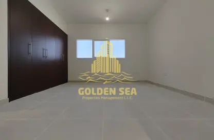 Apartment - 2 Bedrooms - 4 Bathrooms for rent in Rawdhat - Airport Road - Abu Dhabi