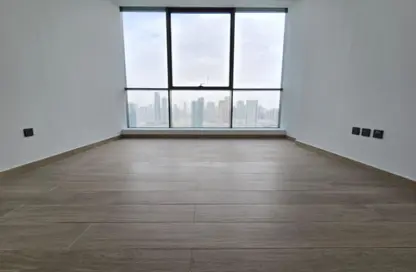 Apartment - 1 Bedroom - 2 Bathrooms for rent in La Plage Tower - Al Mamzar - Sharjah - Sharjah