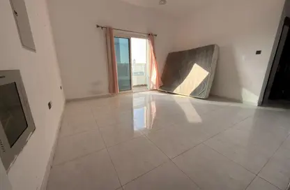 Apartment - 1 Bedroom - 2 Bathrooms for rent in Ajman Corniche Residences - Ajman Corniche Road - Ajman
