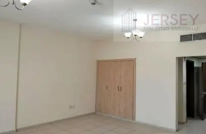 شقة - 1 حمام للبيع في اي سي 1 اماراتي 11 - طراز إماراتي - المدينة الدولية - دبي