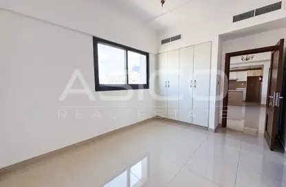 Apartment - 1 Bedroom - 2 Bathrooms for rent in Sultan Residences - Al Muraqqabat - Deira - Dubai