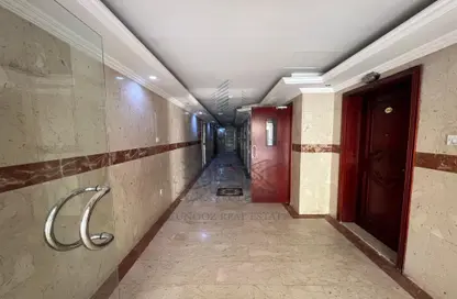 عمارة بالكامل - 8 غرف نوم - 8 حمامات للبيع في مويلح - الشارقة