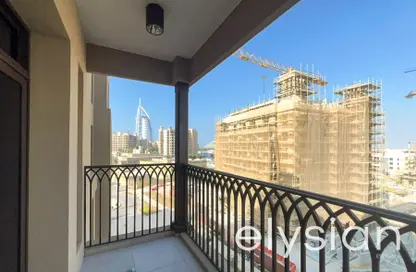 Balcony image for: Apartment - 1 Bedroom - 1 Bathroom for rent in Asayel - Madinat Jumeirah Living - Umm Suqeim - Dubai, Image 1