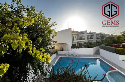Villa - 4 Bedrooms - 5 Bathrooms for rent in Umm Suqeim 1 Villas - Umm Suqeim 1 - Umm Suqeim - Dubai