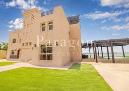 Outdoor House image for: Villa - 5 bedrooms for rent in Al Hamra Village Villas - Al Hamra Village - Ras Al Khaimah, Image 1
