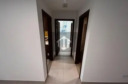 شقة - غرفة نوم - 2 حمامات للايجار في برج دي ايكس بي - شارع الشيخ زايد - دبي