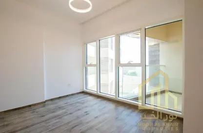 Apartment - 2 Bedrooms - 4 Bathrooms for rent in Al Barsha 1 - Al Barsha - Dubai