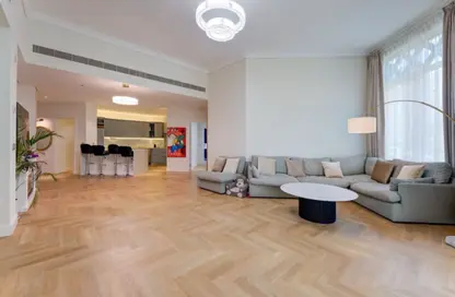 Apartment - 3 Bedrooms - 4 Bathrooms for sale in Al Nabat - Shoreline Apartments - Palm Jumeirah - Dubai