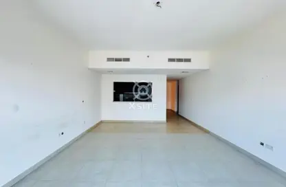 شقة - غرفة نوم - 2 حمامات للايجار في شقق إدين - مدينة السيارات - دبي شقة - غرفة نوم - 2 حمامات للايجار في شقق إدين - مدينة السيارات - دبي