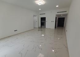 Empty Room image for: Apartment - 1 bedroom - 2 bathrooms for rent in Geepas Tower - Arjan - Dubai, Image 1