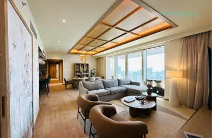 Apartment - 3 Bedrooms - 5 Bathrooms for sale in Boulevard Point - Downtown Dubai - Dubai