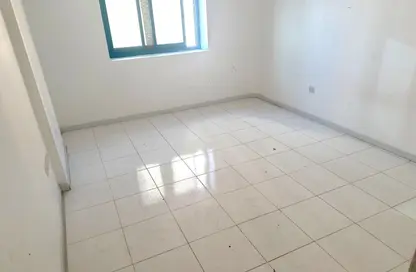 شقة - 2 غرف نوم - 3 حمامات للايجار في المجاز 1 - المجاز - الشارقة