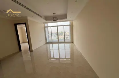 شقة - 2 غرف نوم - 2 حمامات للايجار في مساكن كورنيش عجمان - طريق كورنيش عجمان - عجمان