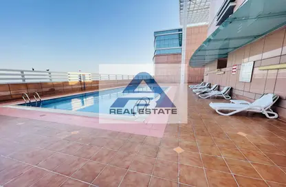 Pool image for: Apartment - 2 Bedrooms - 4 Bathrooms for rent in Al Ahlia tower - Al Khalidiya - Abu Dhabi, Image 1