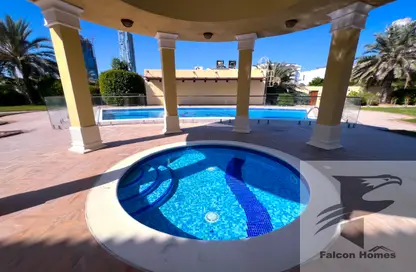 Villa - 5 Bedrooms - 6 Bathrooms for rent in Al Barsha 1 - Al Barsha - Dubai