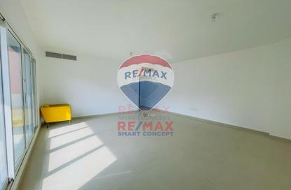 Apartment - 3 Bedrooms - 4 Bathrooms for sale in Tower 31 - Al Reef Downtown - Al Reef - Abu Dhabi