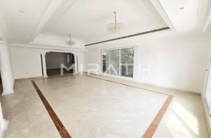 Villa - 5 Bedrooms - 5 Bathrooms for rent in Umm Suqeim 1 Villas - Umm Suqeim 1 - Umm Suqeim - Dubai
