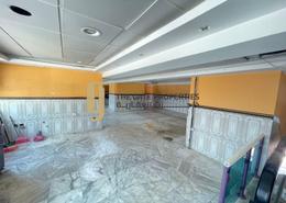 صالة عرض - 4 حمامات للكراء في كورنيش رزيدنس - شارع الكورنيش - أبوظبي