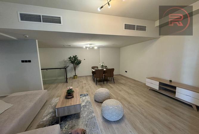 12800649 - Property Image 2