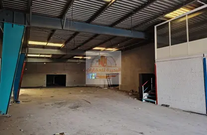 مستودع - استوديو - 5 حمامات للايجار في المنطقة الصناعية 11 - المنطقة الصناعية بالشارقة - الشارقة