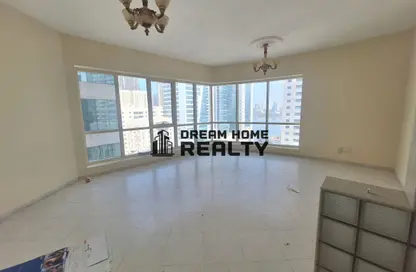 Apartment - 1 Bedroom - 2 Bathrooms for rent in Al Majaz 2 - Al Majaz - Sharjah